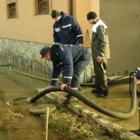 В Брюховецком районе откачали воду из подтопленных домов