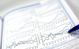  Чем обусловлено появление и рост рынка криптовалют? В чём их принципиальное отличие от классических денег, преимущество над классическими деньгами?