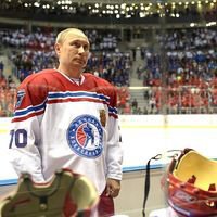 Владимир Путин принял участие в гала-матче Ночной хоккейной лиги