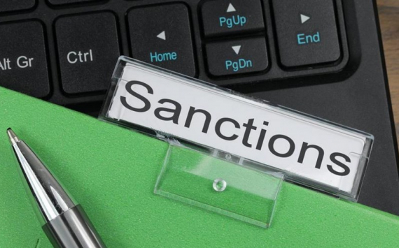 Песков: Бизнес России не воспримет совет Макфола для выхода из-под санкций